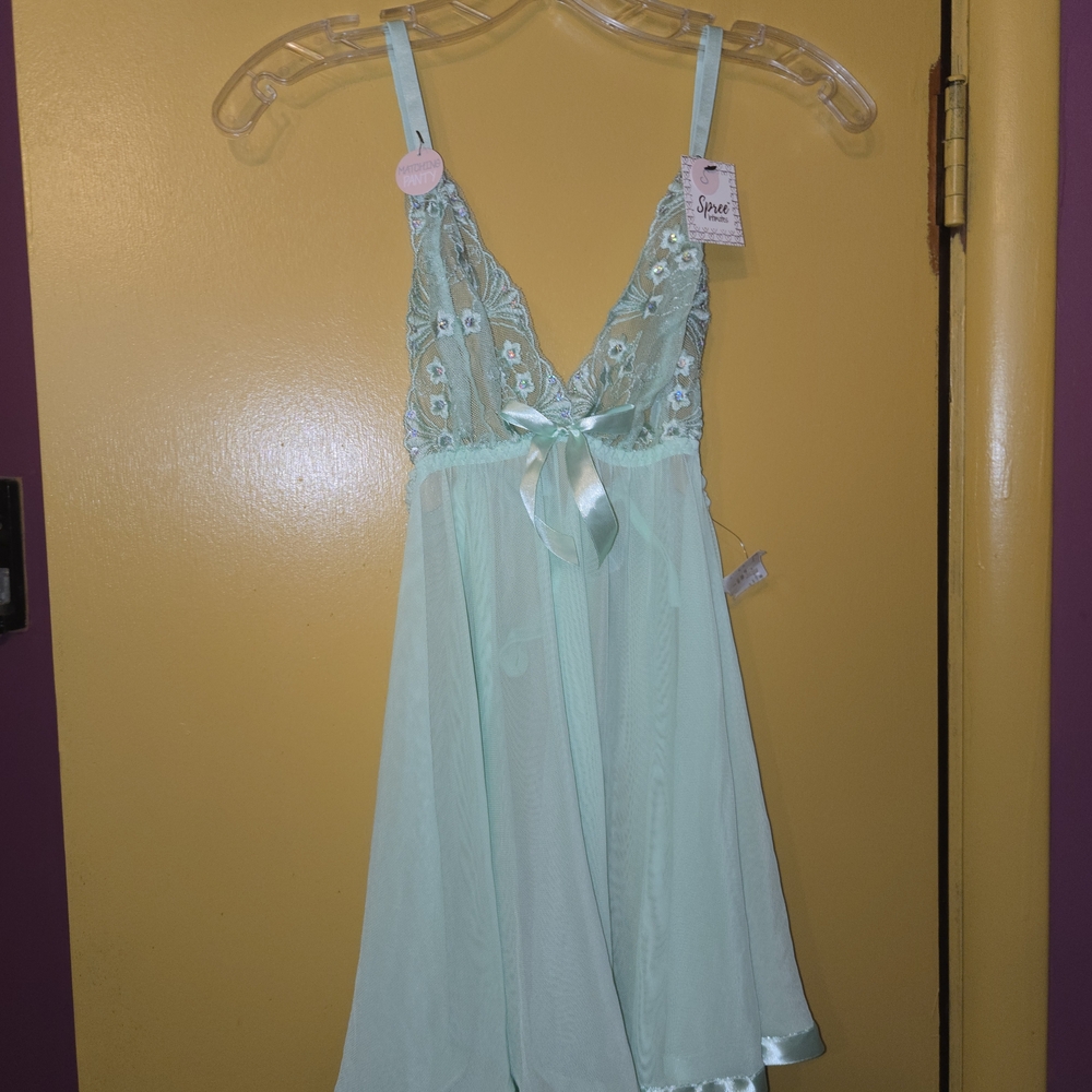 Elegant Mint Lace Chemise with Floral Details